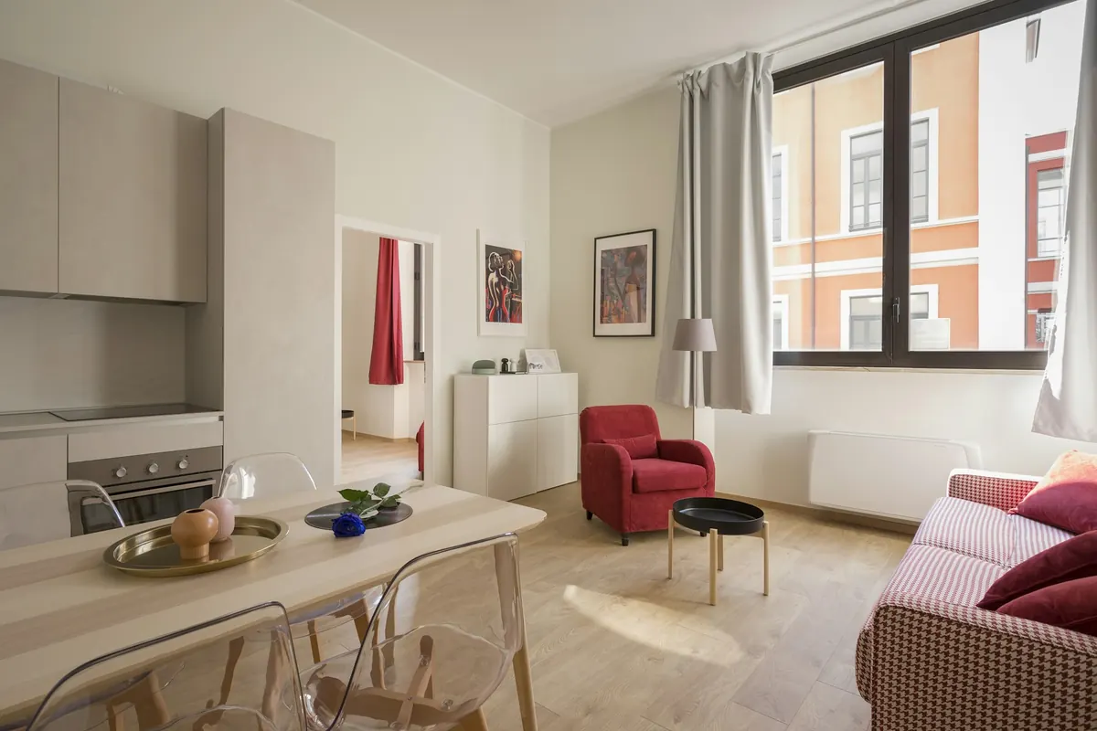 Salon ve yemek alanının birleştirildiği daire tadilatı